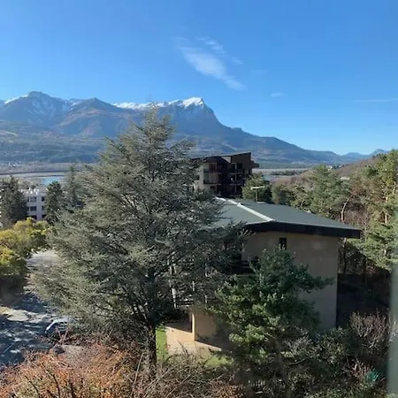 Appartement Au Plan D'Eau - Chez Laurence Embrun Exterior foto