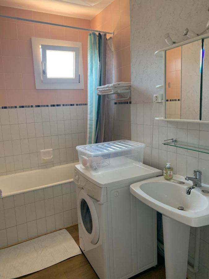 Au Plan D'eau - Chez Laurence *